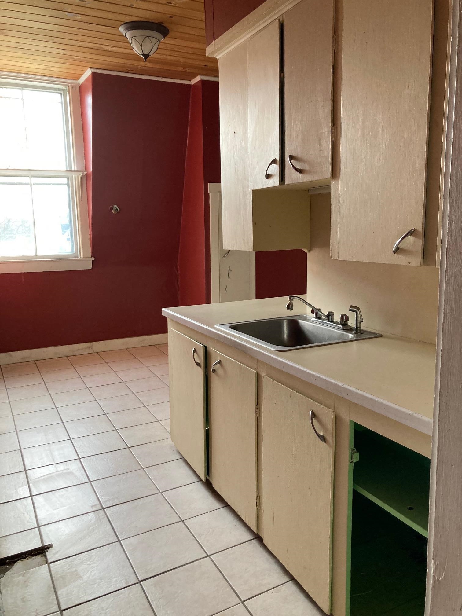 104 Harrison Street Manchester, NH 03104 - Photo 23 of 40