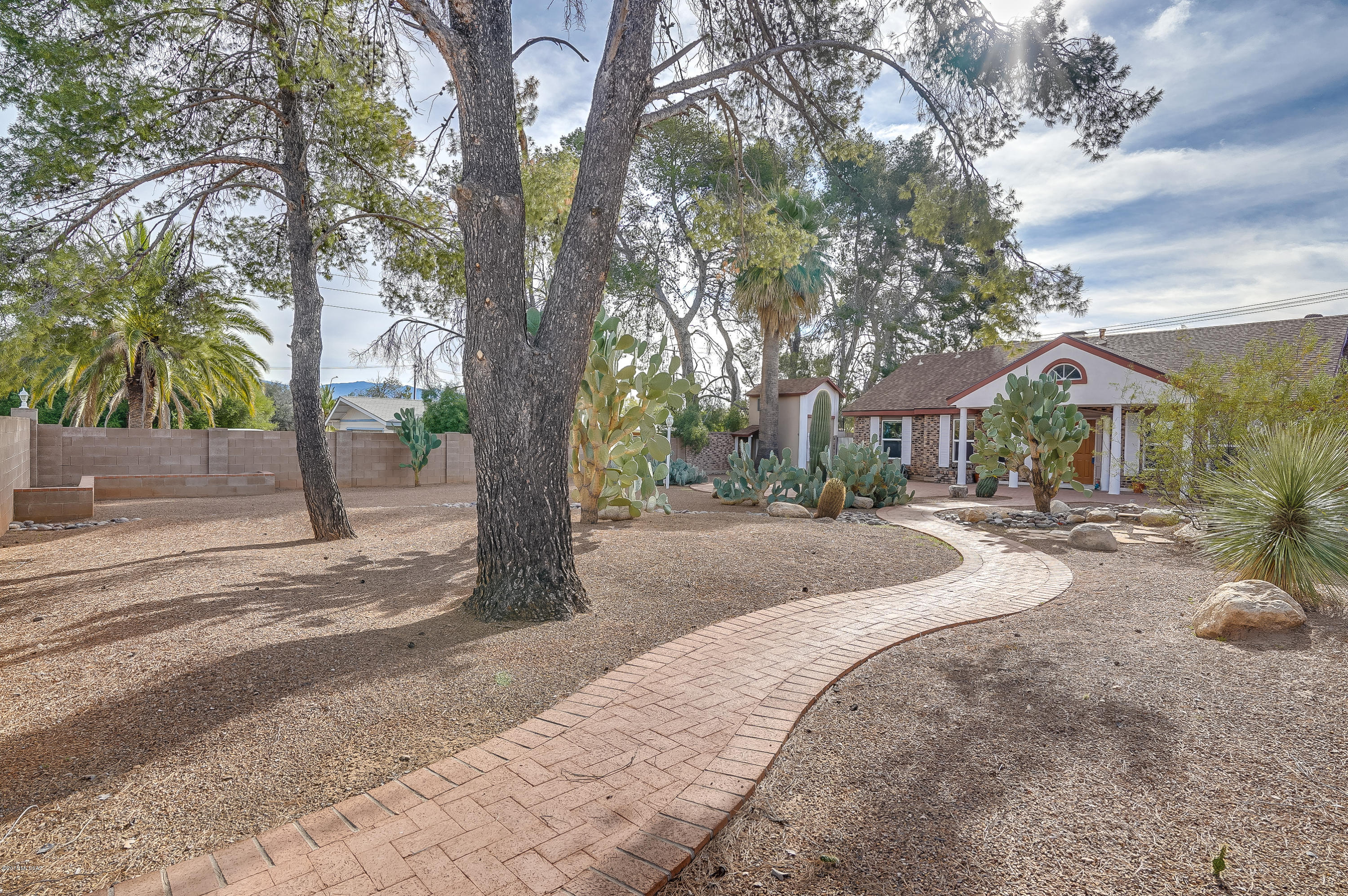 7044 East Redbud Road Tucson, AZ 85715 - Photo 47 of 49 Gallery Image 47