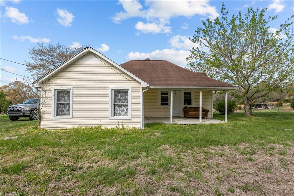 366 Brooks Road Reidsville, NC 27320 - Photo 1 of 14