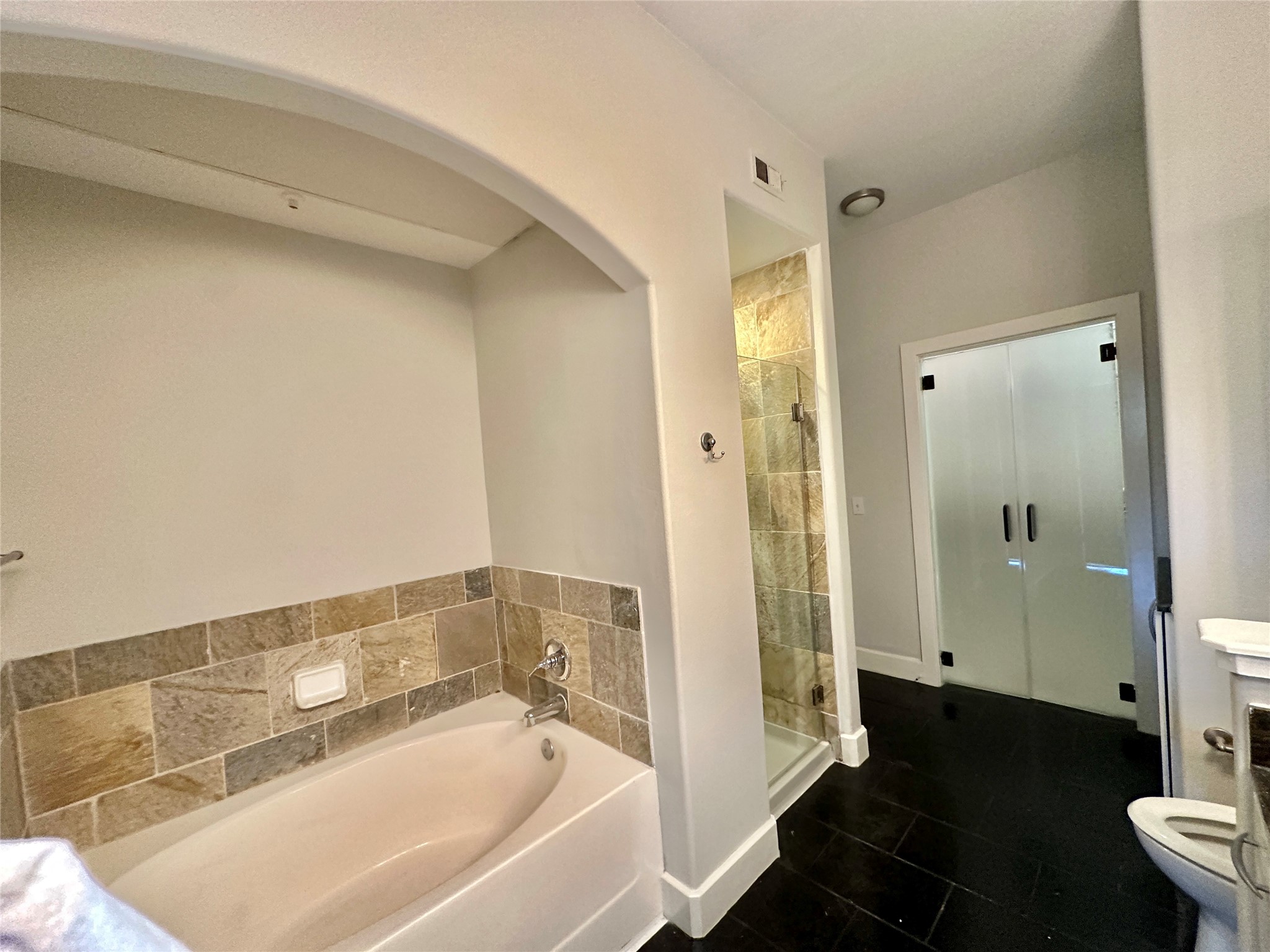 1901 Post Oak Boulevard, Unit 3215 Houston, TX 77056 - Photo 16 of 26