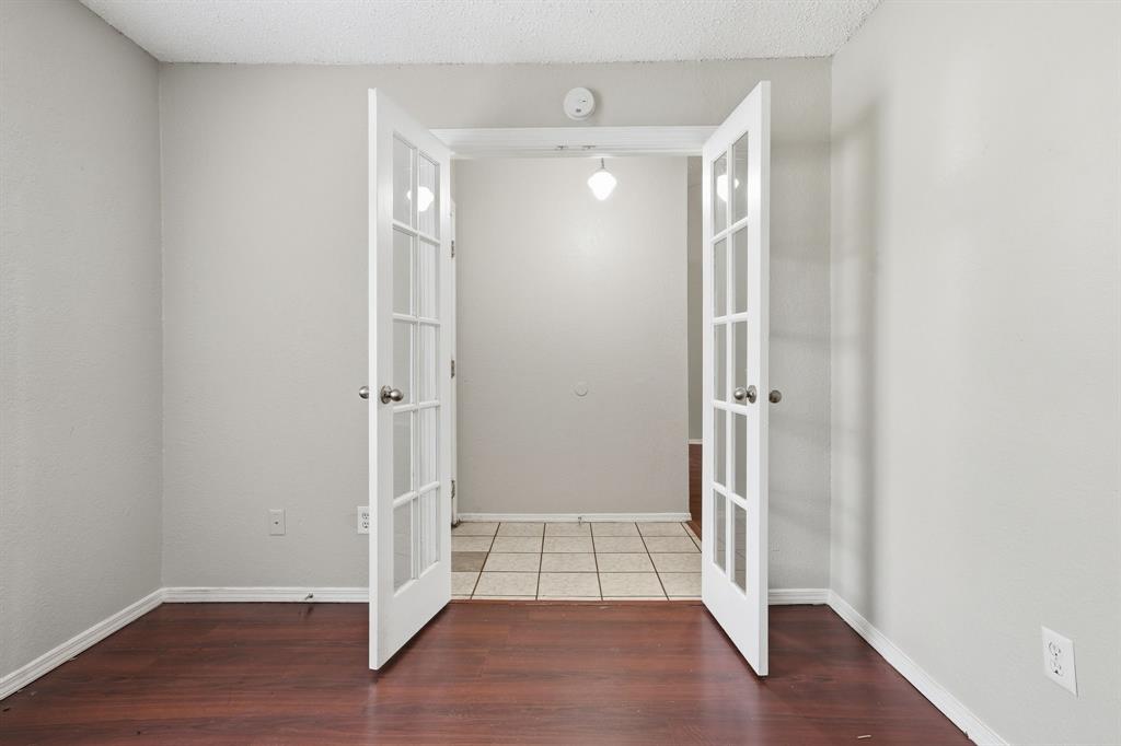 6735 Woodhill Road Dallas, TX 75217 - Photo 9 of 25 Gallery Image 9