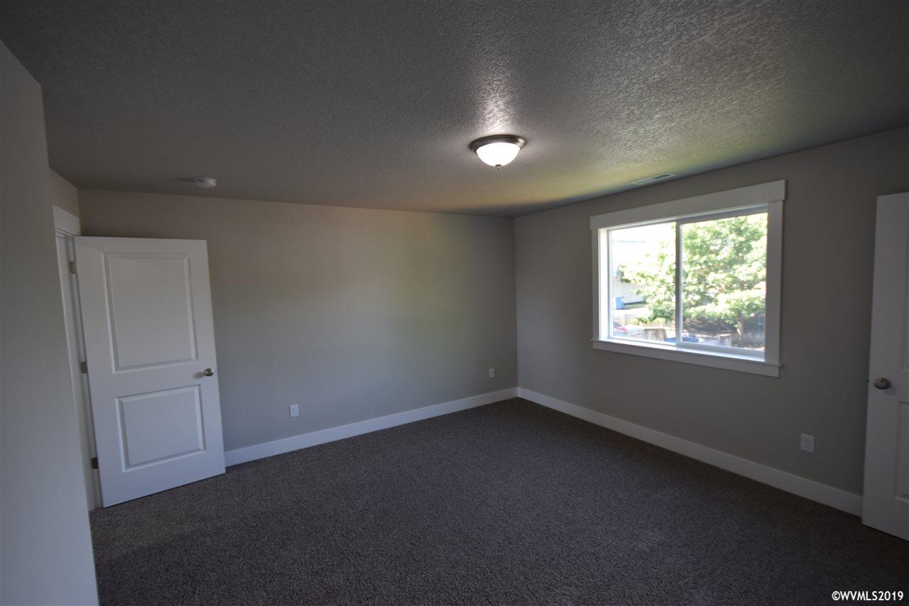 246 Southeast Dimick Street Dallas, OR 97338 - Photo 14 of 28