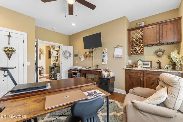 $569,900 | 1958 River Mist Circle, New Market, TN 37820