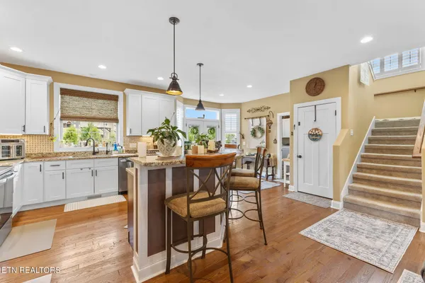 $569,900 | 1958 River Mist Circle, New Market, TN 37820