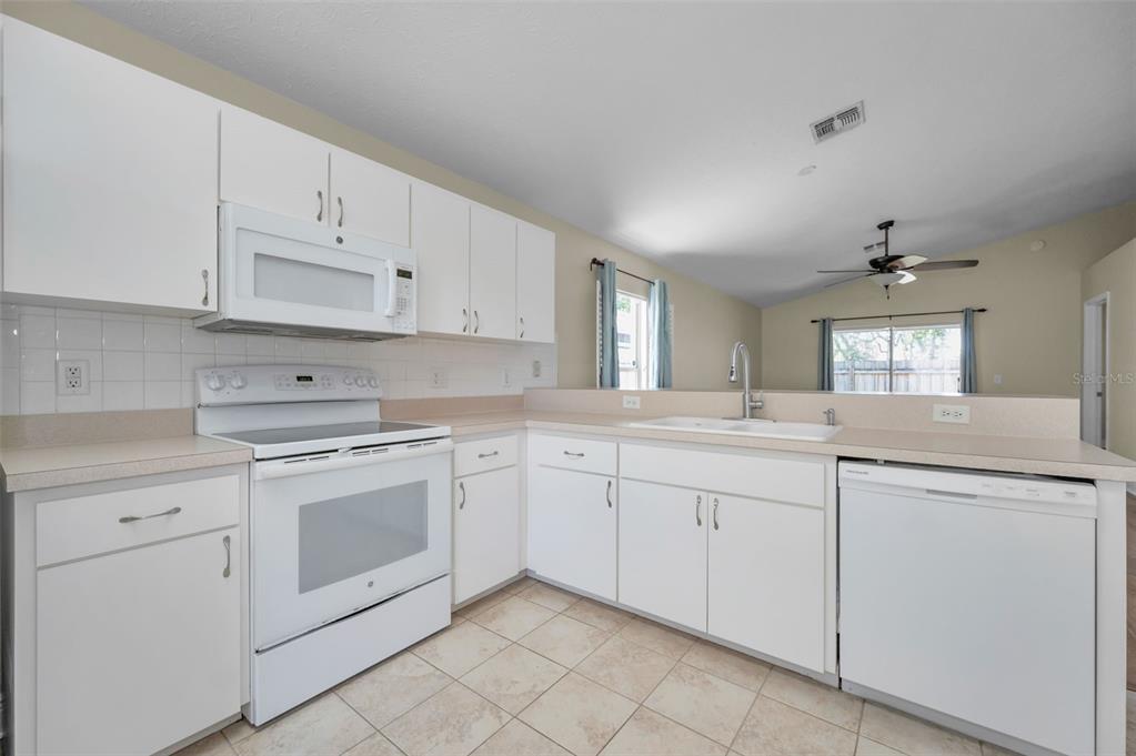 7745 Barclay Road New Port Richey, FL 34654 - Photo 18 of 58 Gallery Image 18