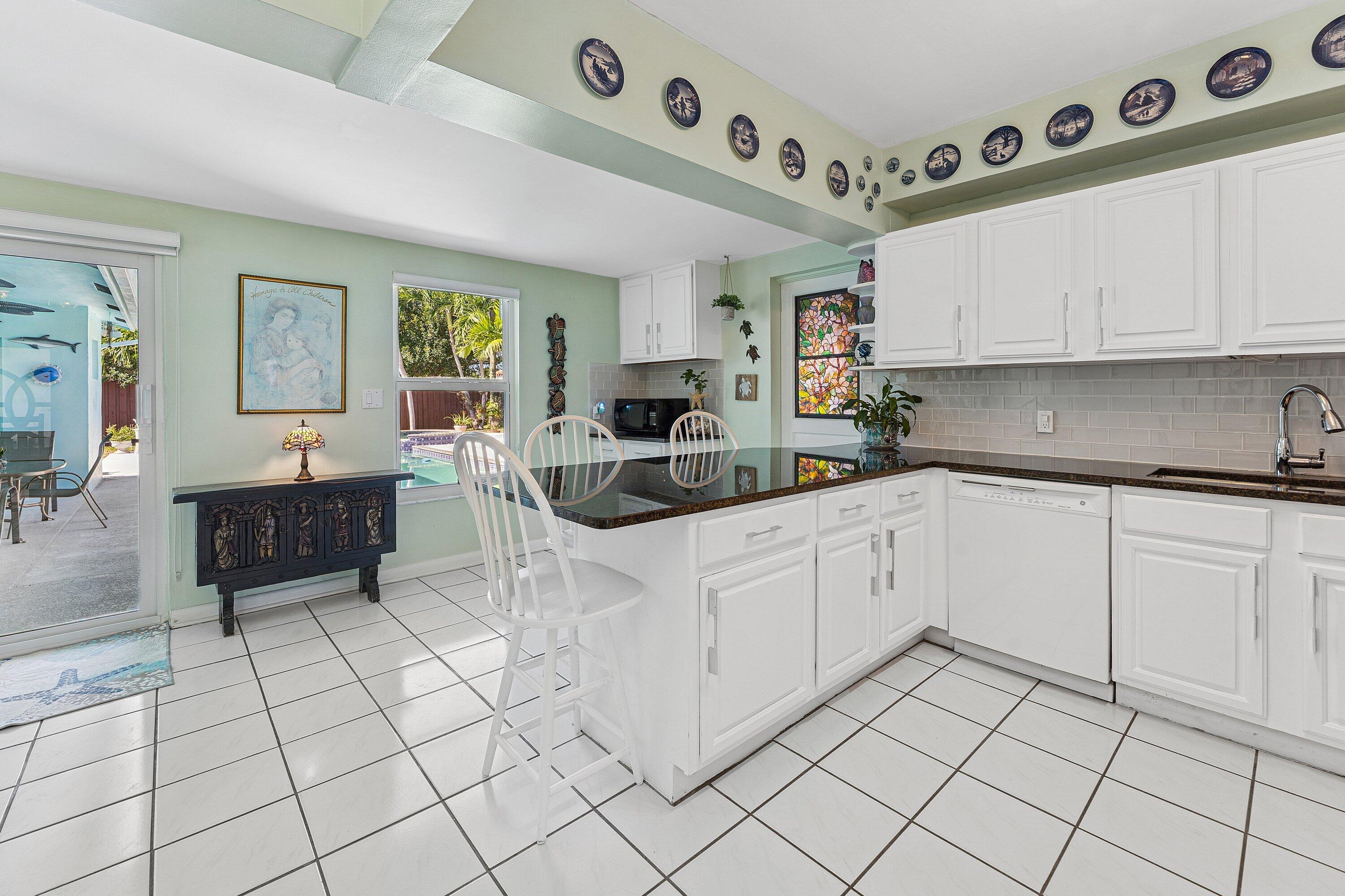 3421 Eastview Avenue West Palm Beach, FL 33407 - Photo 13 of 48 016-3421EastviewAvenue-WestPalmBeach-FL-
