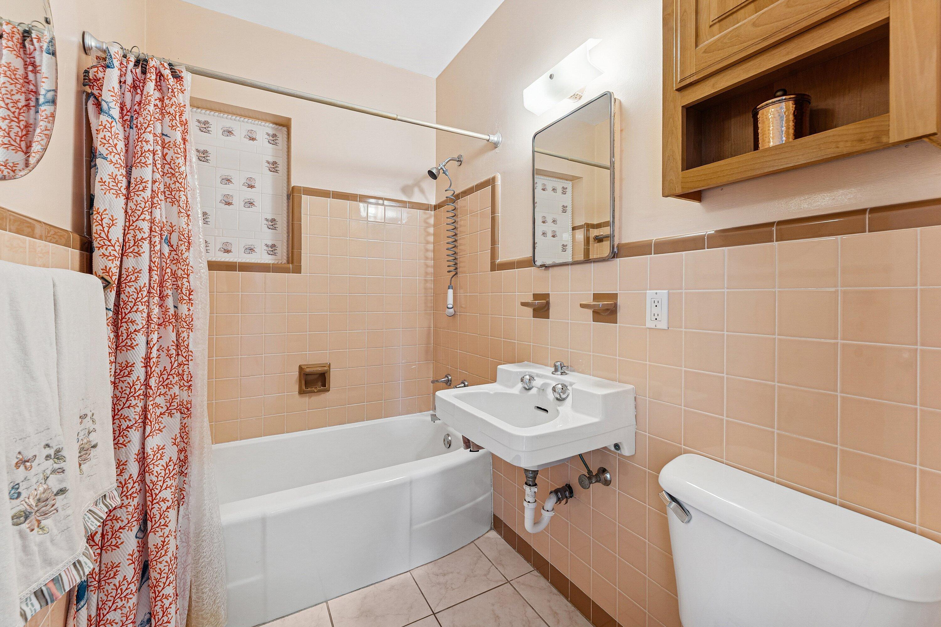 3421 Eastview Avenue West Palm Beach, FL 33407 - Photo 20 of 48 023-3421EastviewAvenue-WestPalmBeach-FL-