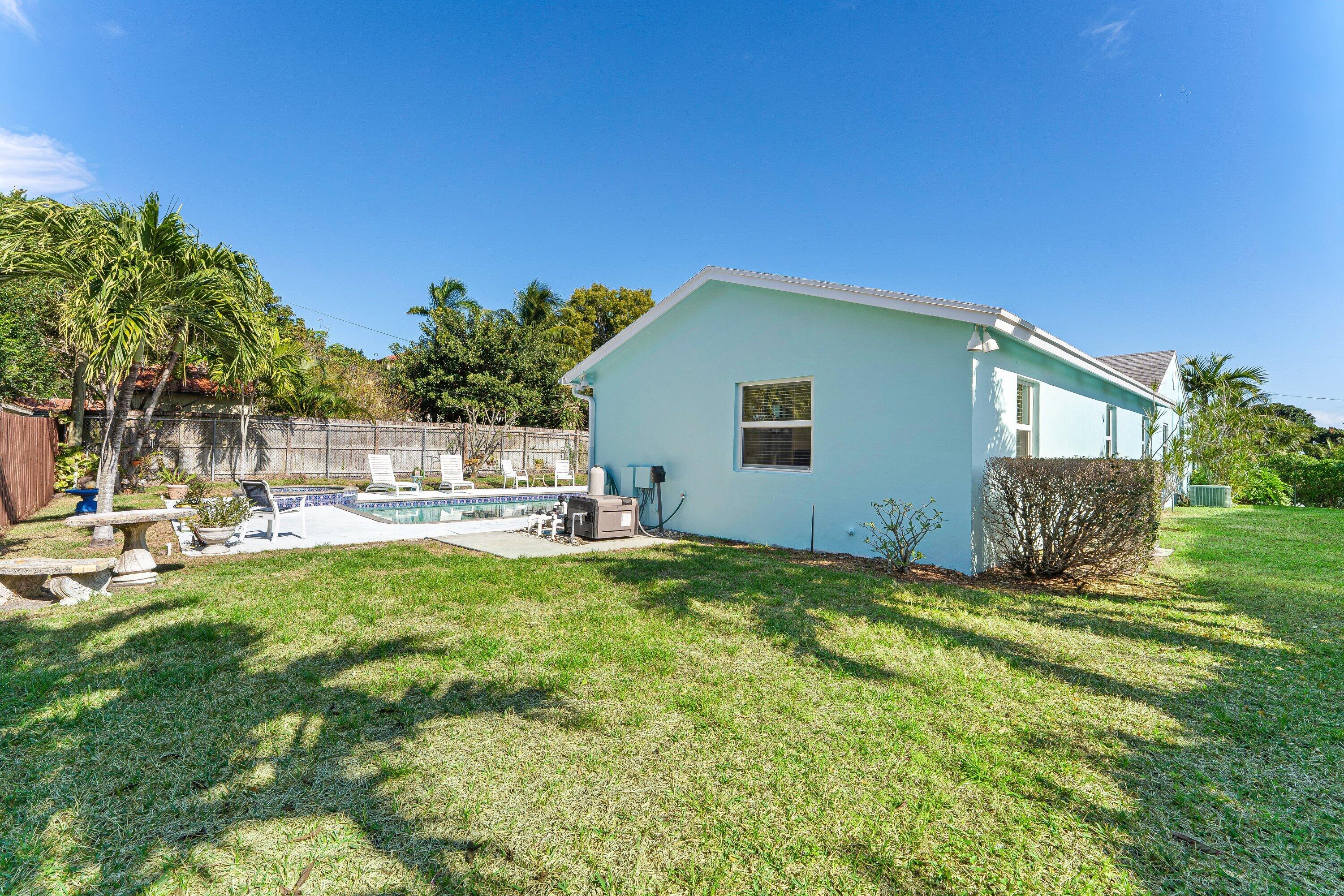 3421 Eastview Avenue West Palm Beach, FL 33407 - Photo 35 of 48 037-3421EastviewAvenue-WestPalmBeach-FL-