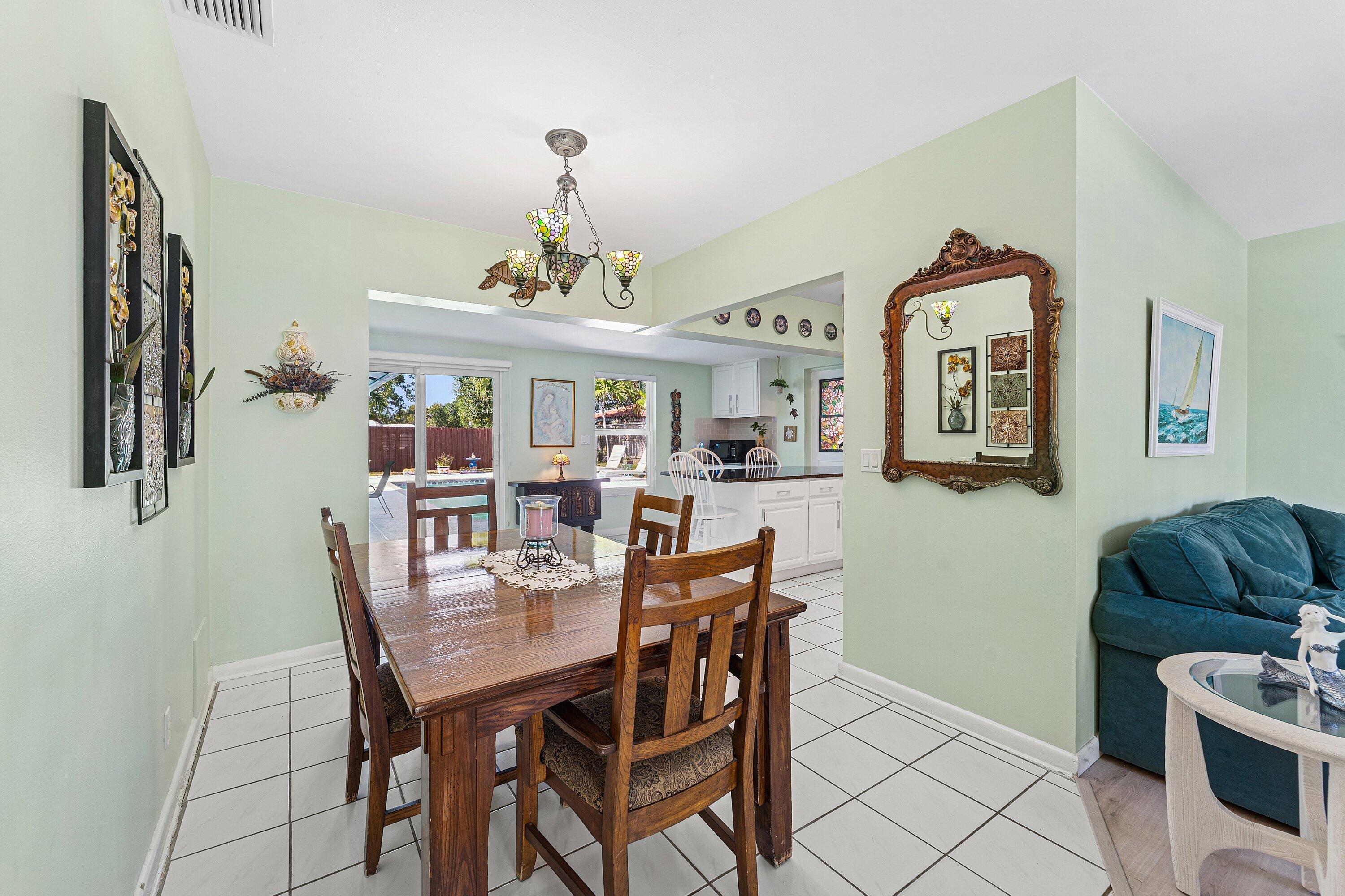 3421 Eastview Avenue West Palm Beach, FL 33407 - Photo 8 of 48 009-3421EastviewAvenue-WestPalmBeach-FL-