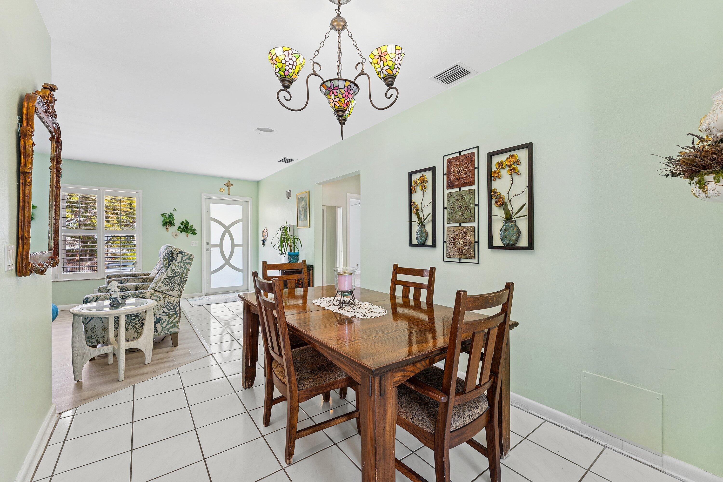 3421 Eastview Avenue West Palm Beach, FL 33407 - Photo 9 of 48 012-3421EastviewAvenue-WestPalmBeach-FL-