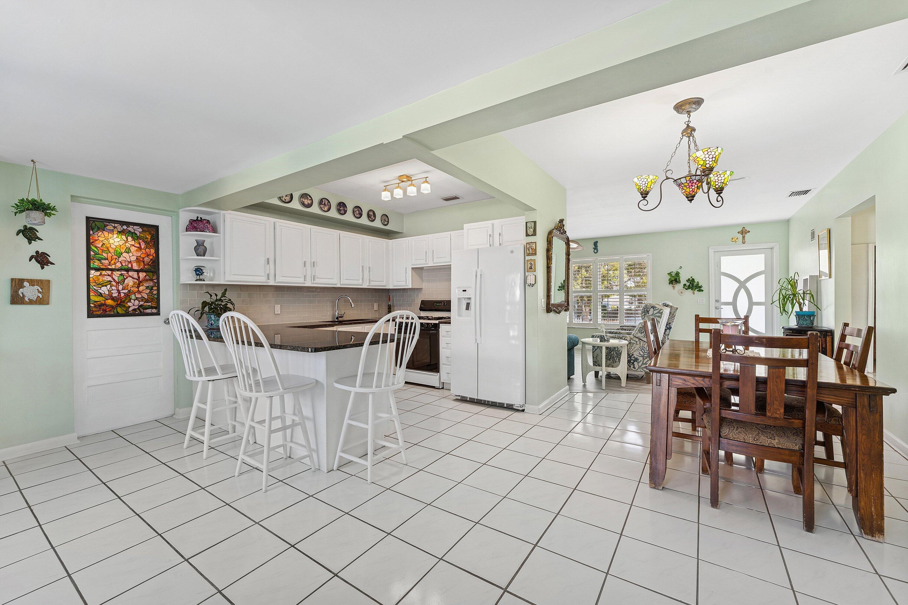 3421 Eastview Avenue West Palm Beach, FL 33407 - Photo 10 of 48 013-3421EastviewAvenue-WestPalmBeach-FL-