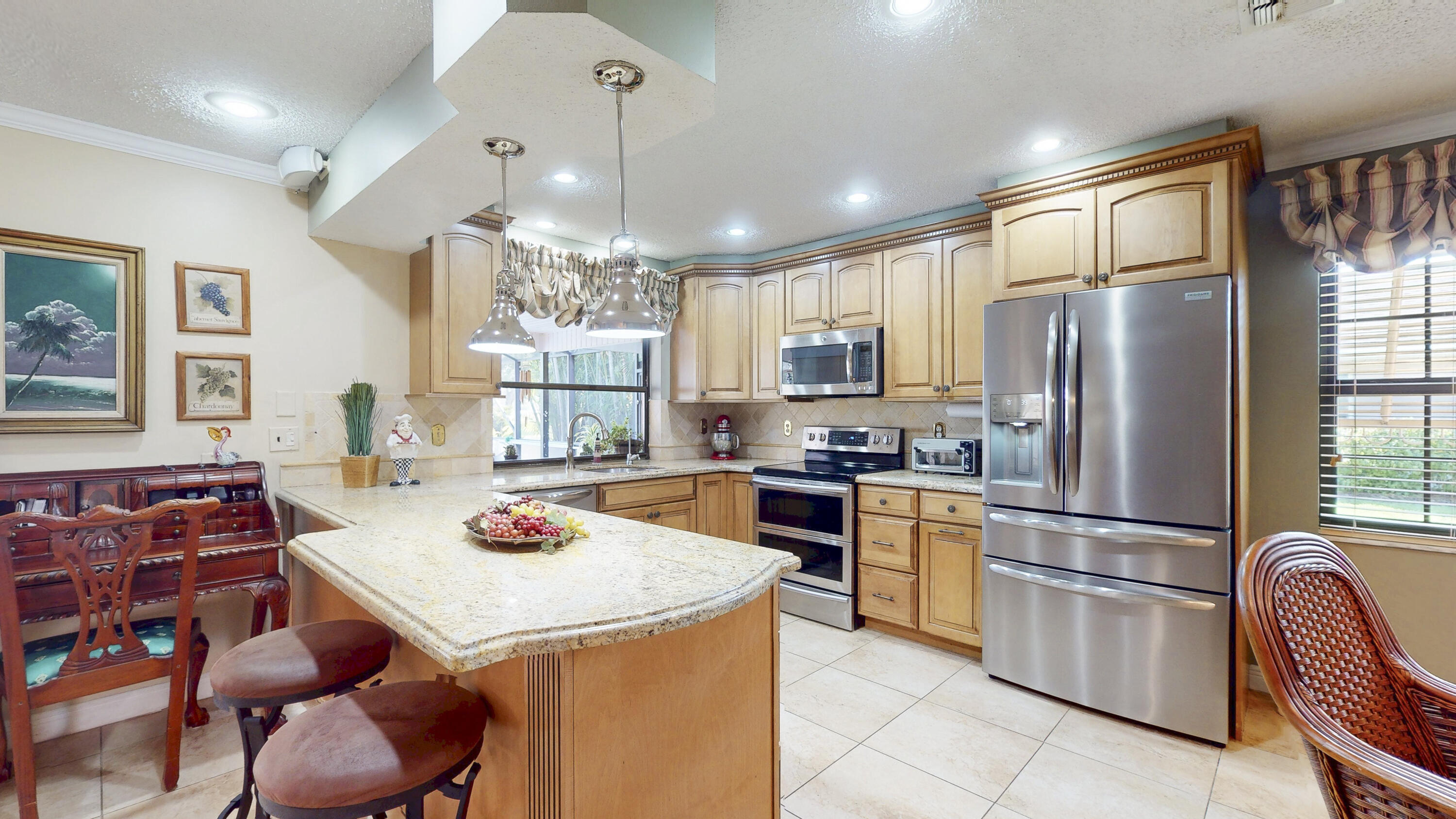 2025 Southeast Erwin Road Port St. Lucie, FL 34952 - Photo 21 of 76 iPixx_01_18