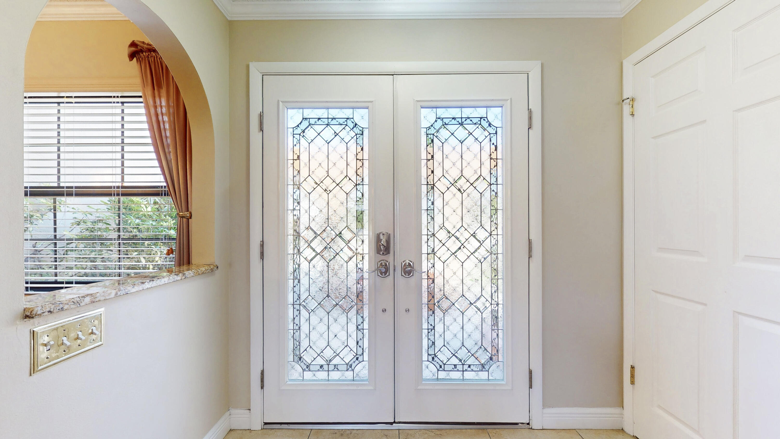2025 Southeast Erwin Road Port St. Lucie, FL 34952 - Photo 5 of 76 iPixx_01_1