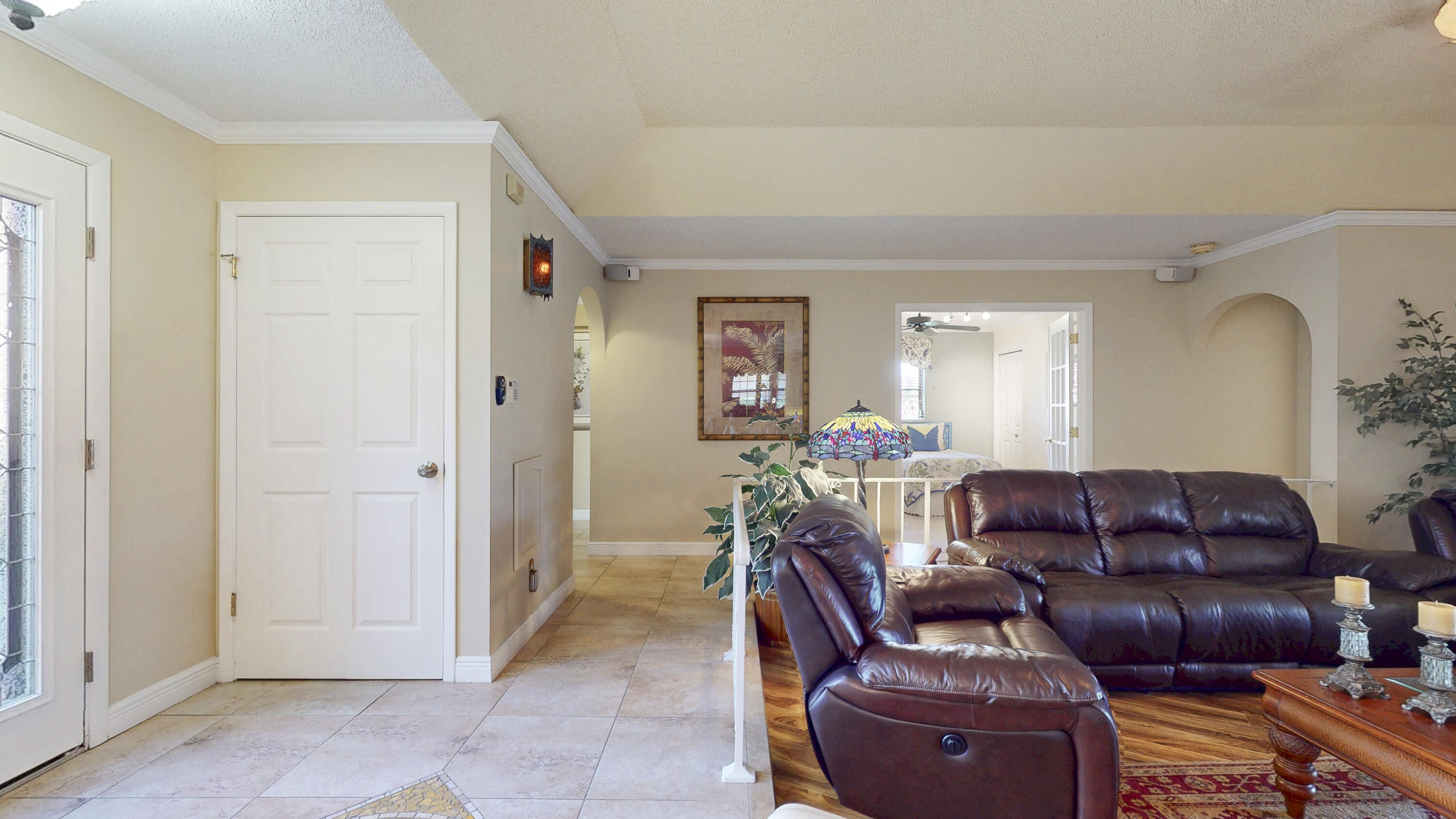 2025 Southeast Erwin Road Port St. Lucie, FL 34952 - Photo 6 of 76 iPixx_01_29