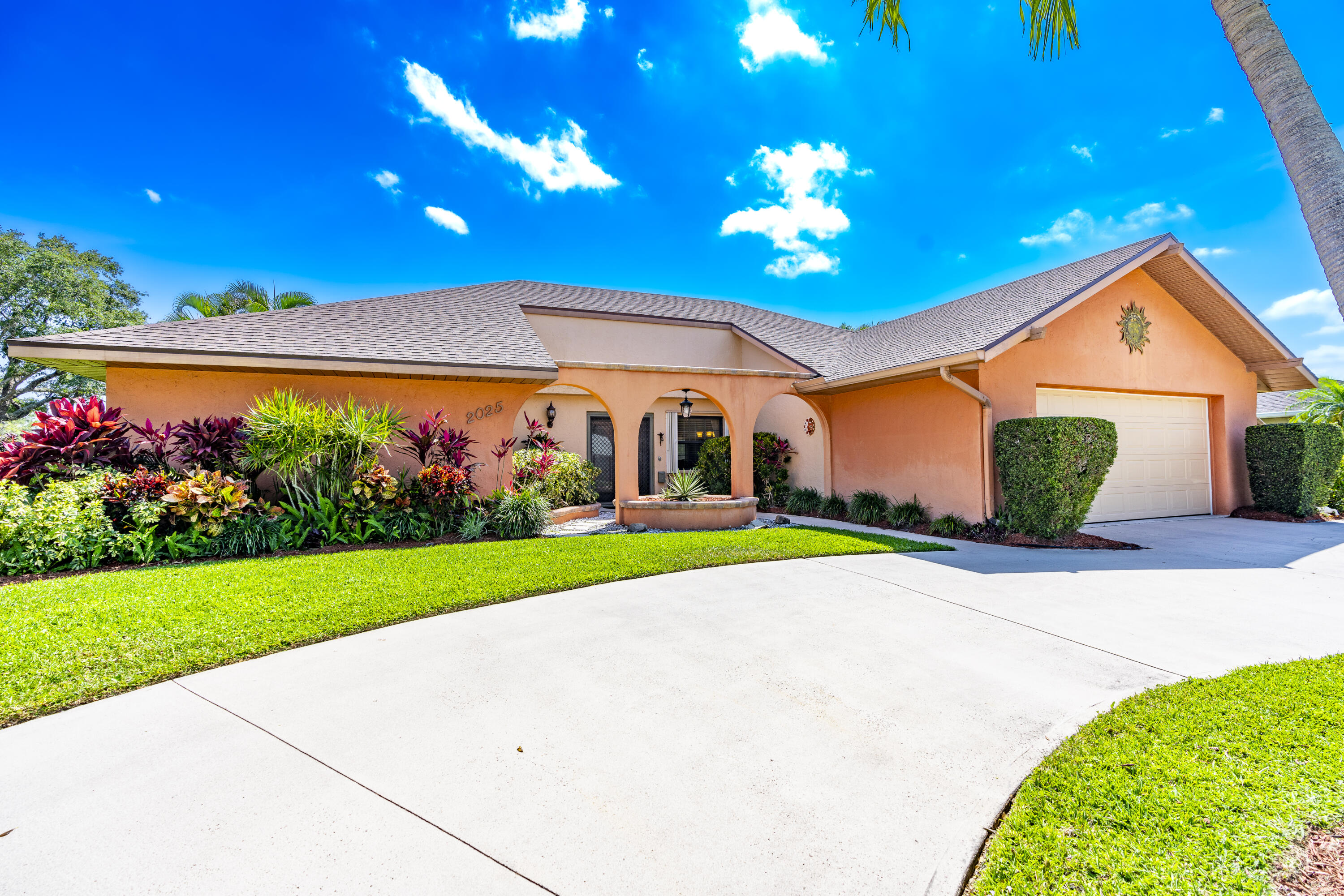 2025 Southeast Erwin Road Port St. Lucie, FL 34952 - Photo 70 of 76 iPixx_00_7