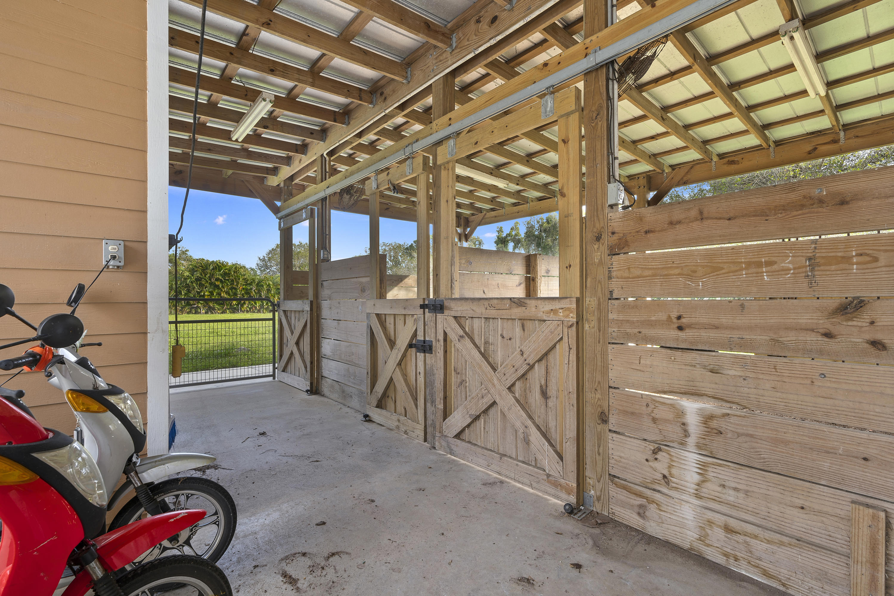 6381 Peterson Road Fort Pierce, FL 34947 - Photo 5 of 34 _DSC1461