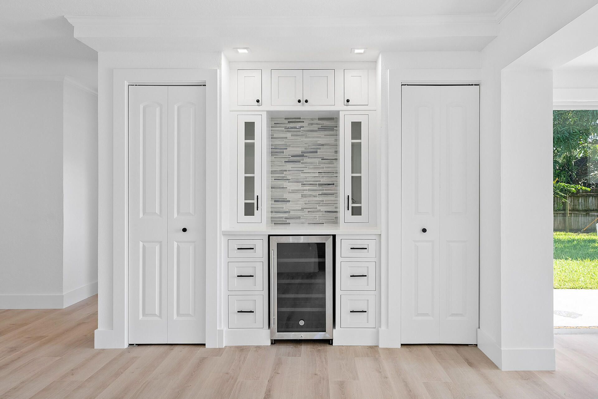 5000 Northwest 3rd Avenue Boca Raton, FL 33431 - Photo 13 of 21 wine 2