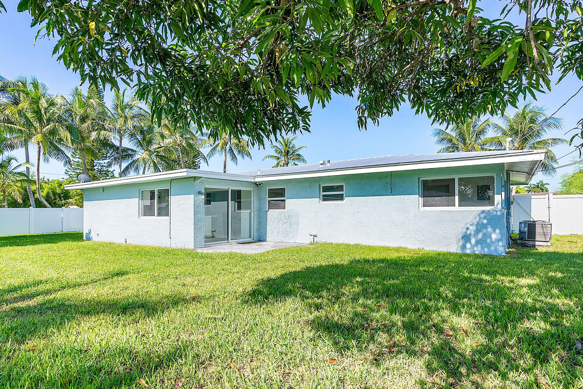 5000 Northwest 3rd Avenue Boca Raton, FL 33431 - Photo 2 of 21 Back of house - Copy