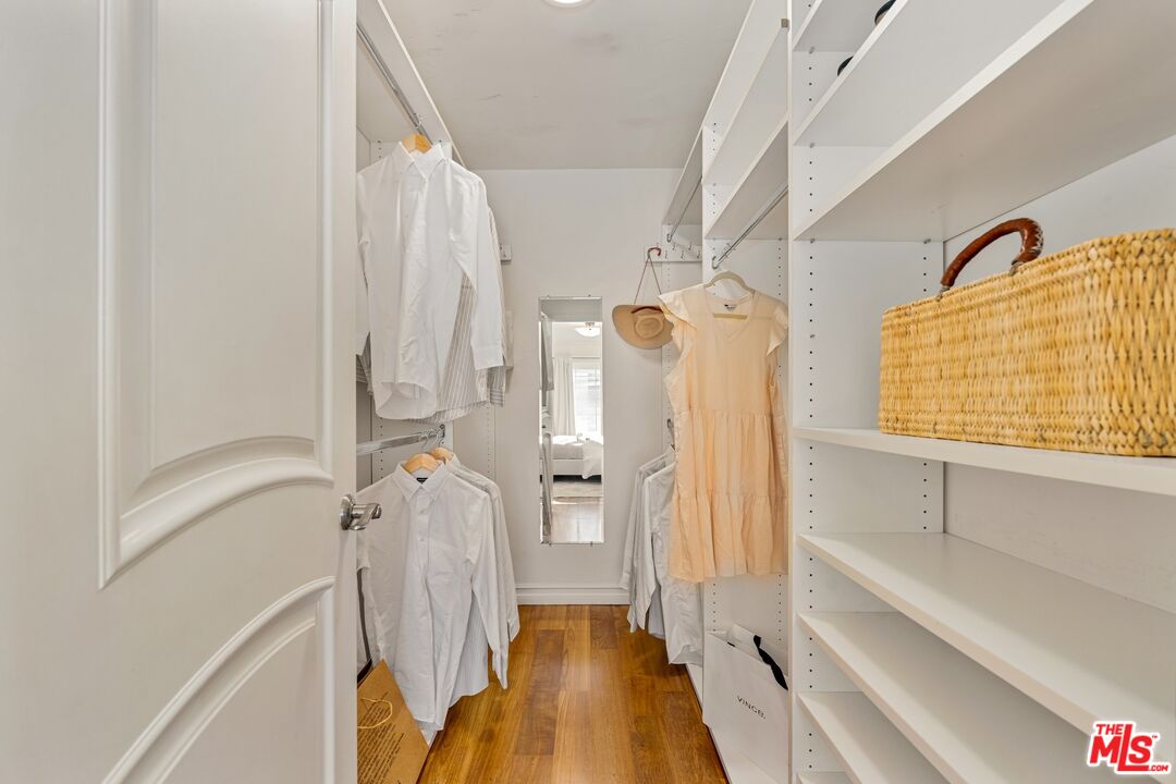 20 Ketch Street, Unit 1 Marina del Rey, CA 90292 - Photo 16 of 37
