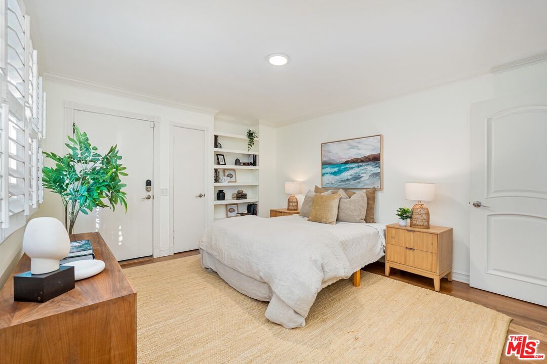 20 Ketch Street, Unit 1 Marina del Rey, CA 90292 - Photo 24 of 37