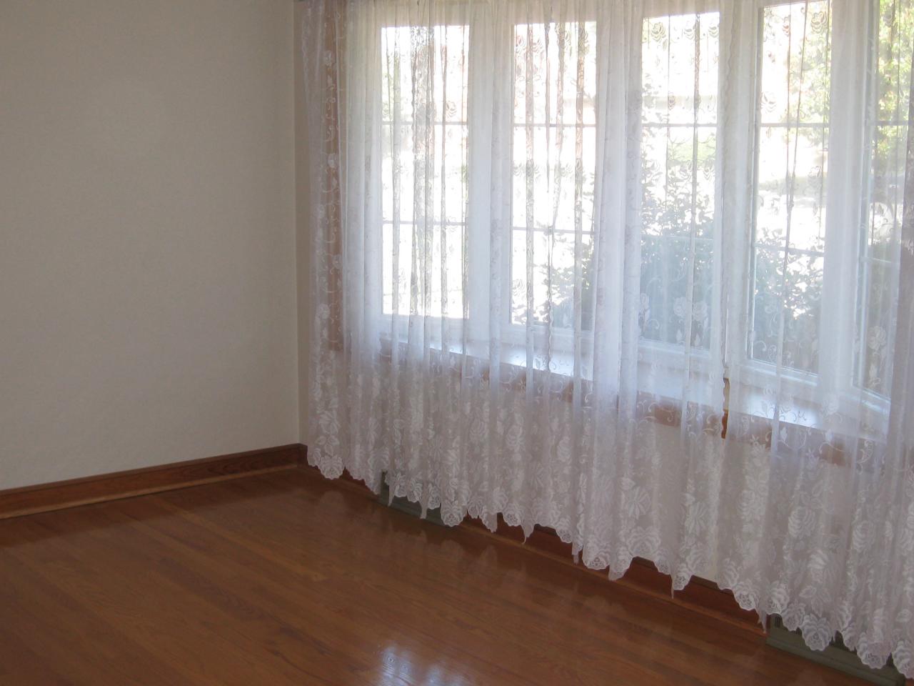 601 Magnolia Road Roanoke, VA 24019 - Photo 2 of 17 Living Room