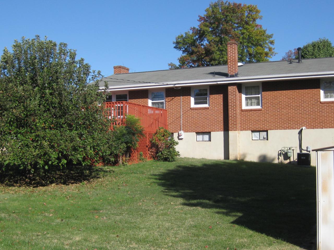 601 Magnolia Road Roanoke, VA 24019 - Photo 15 of 17 Back of House