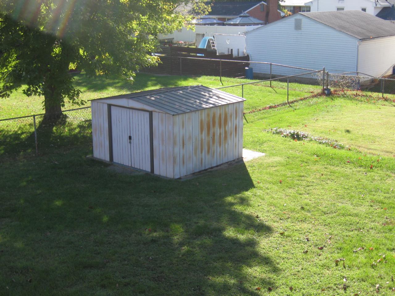 601 Magnolia Road Roanoke, VA 24019 - Photo 16 of 17 Backyard