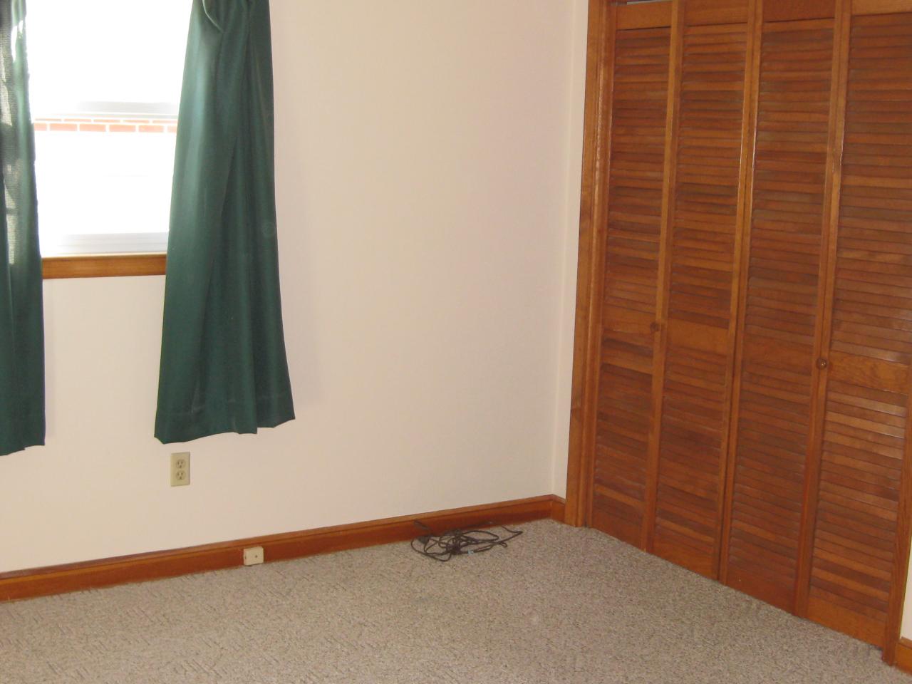 601 Magnolia Road Roanoke, VA 24019 - Photo 6 of 17 Bedroom