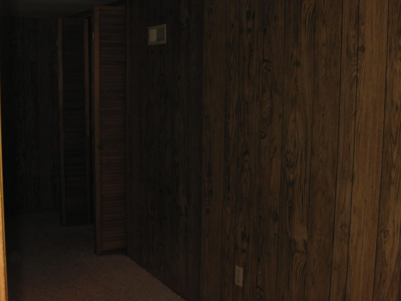 601 Magnolia Road Roanoke, VA 24019 - Photo 9 of 17 Downstairs Office