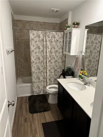 a view of a workspace with furniture