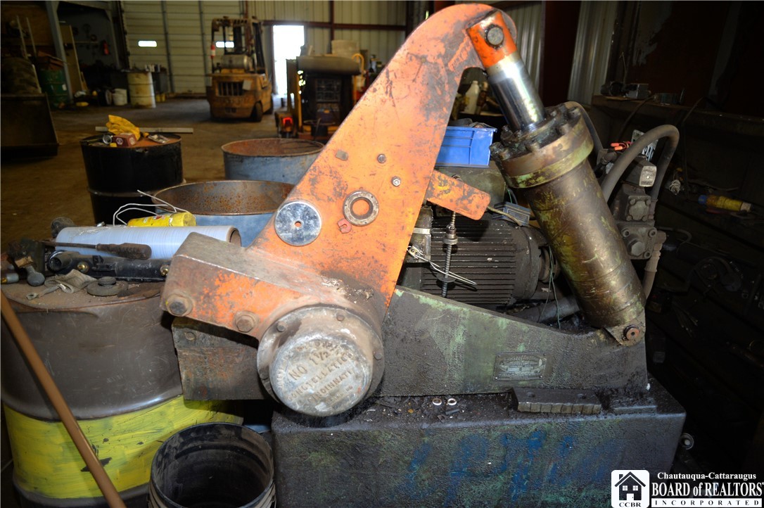 157 Willow Road Dunkirk, NY 14048 - Photo 24 of 45 Hydraulic Shear