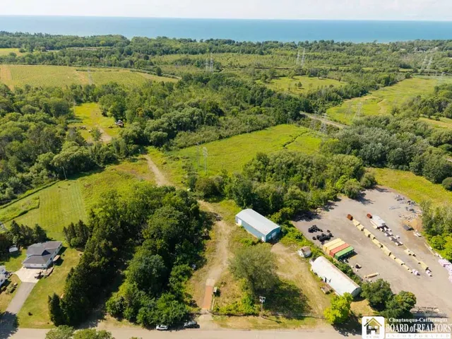 $400,000 | 157 Willow Road, Dunkirk, NY 14048