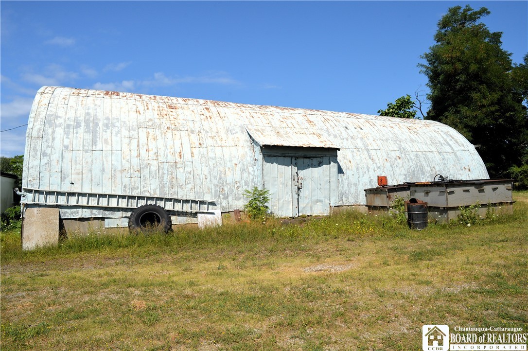 157 Willow Road Dunkirk, NY 14048 - Photo 7 of 45