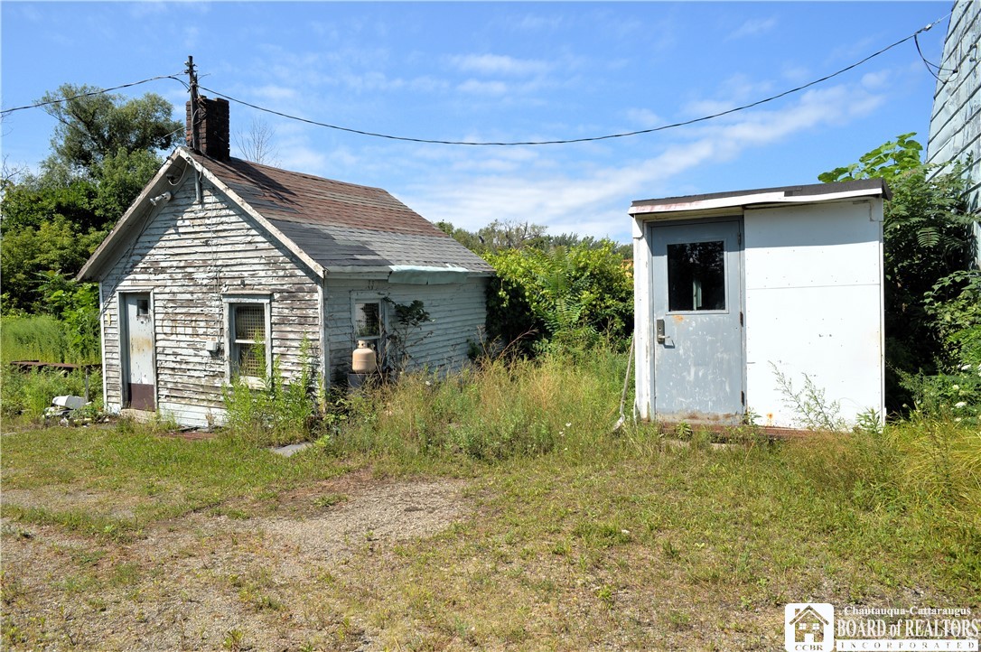 157 Willow Road Dunkirk, NY 14048 - Photo 8 of 45