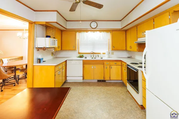 $225,000 | 409 Anderson Avenue, Belvue, KS 66407