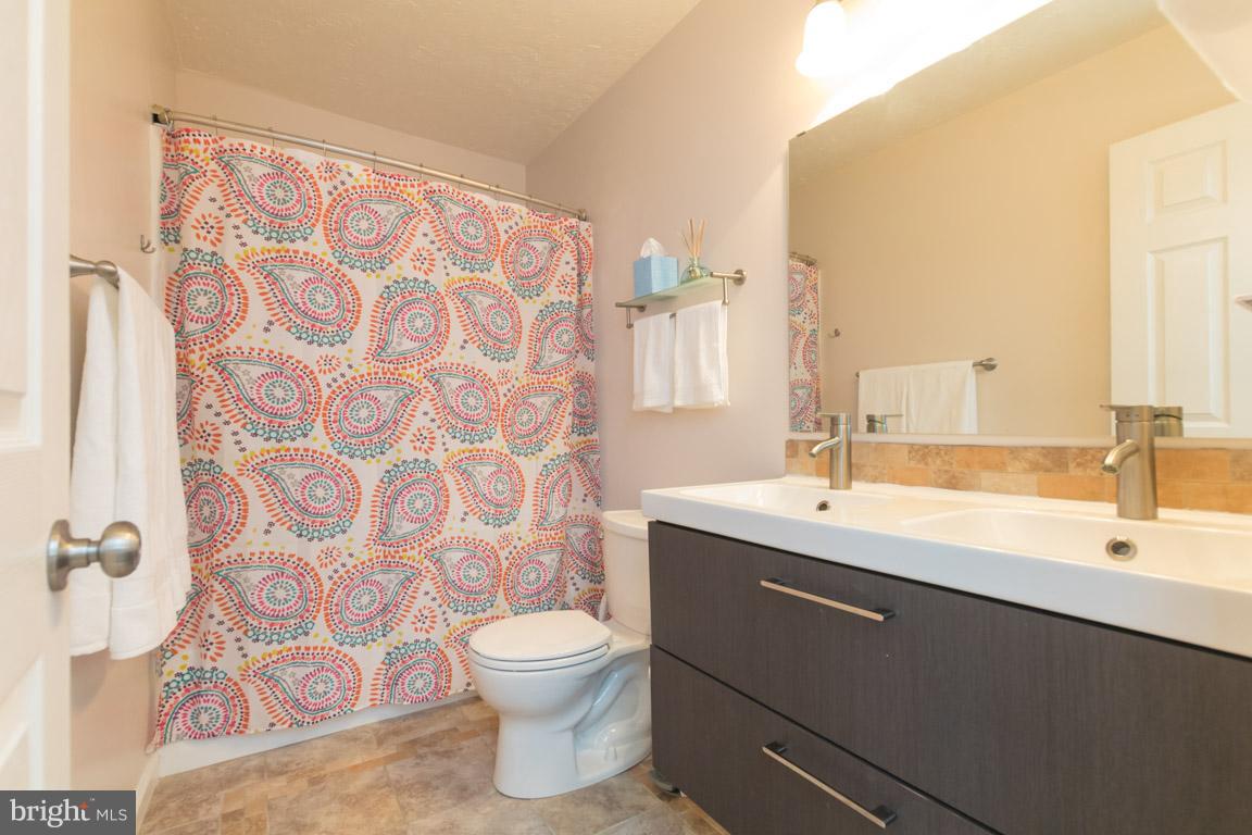 4 Morning Court Rosedale, MD 21237 - Photo 22 of 29 Bath