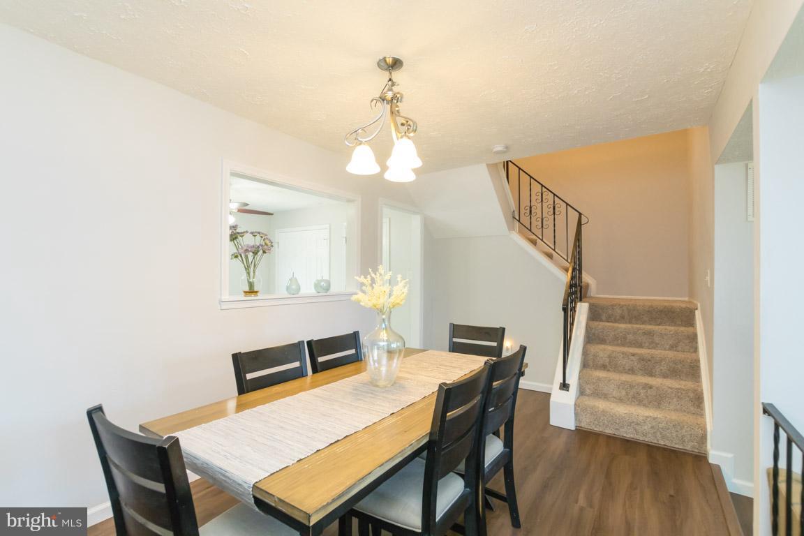 4 Morning Court Rosedale, MD 21237 - Photo 8 of 29 Dining Room