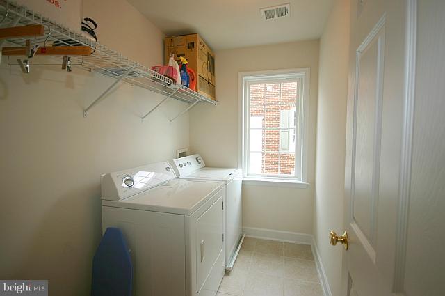 9253 Laurel Ridge Crossing Road Lorton, VA 22079 - Photo 21 of 27 Laundry Room