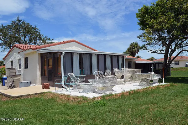 view of living room with washer and dryer