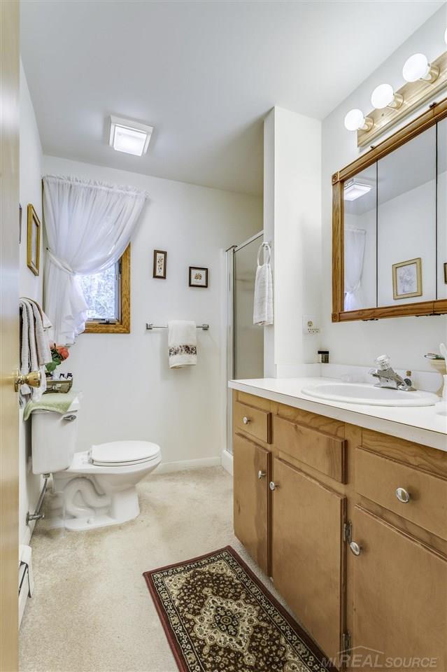 3200 North Lakeshore Road Deckerville, MI 48427 - Photo 40 of 57 Upper Full Bath