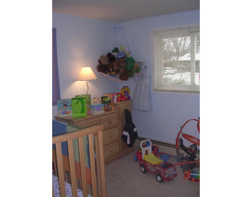 45 Amherst Road Beverly, MA 01915 - Photo 11 of 13 Gallery Image 11