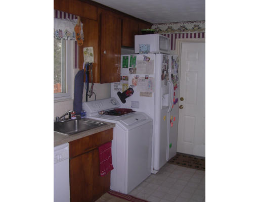 45 Amherst Road Beverly, MA 01915 - Photo 6 of 13 Gallery Image 6