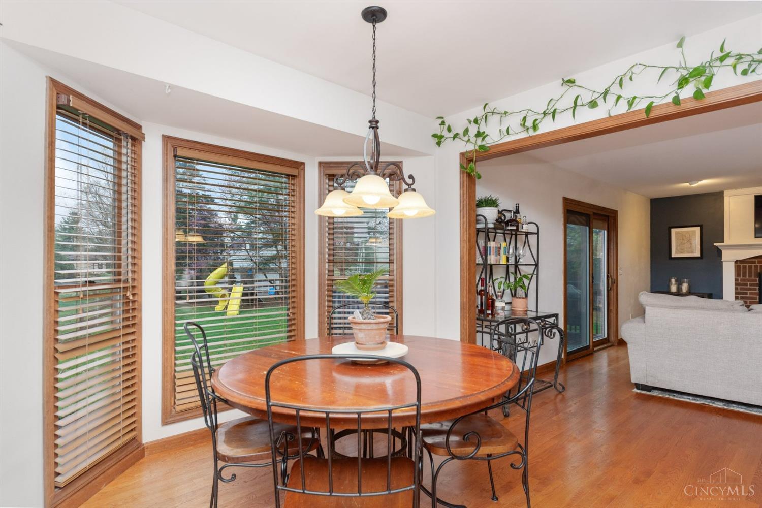 4829 Summerside Road Cincinnati, OH 45244 - Photo 14 of 47 Gallery Image 14