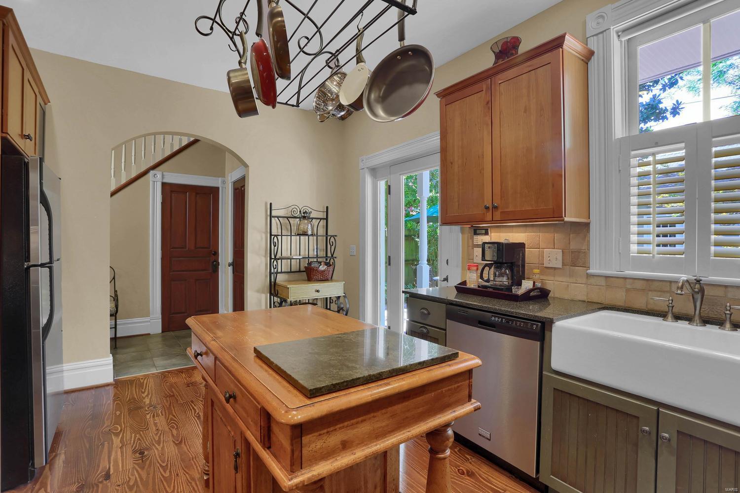 934 Rutger Street St. Louis, MO 63104 - Photo 9 of 33 Gallery Image 9