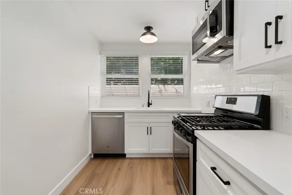 $2,195 | 1637 Irvine Avenue, Unit D, Costa Mesa, CA 92627