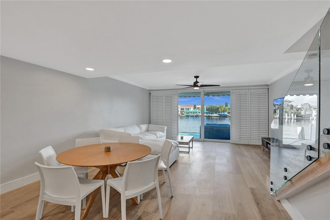 876 Jeffery Street Boca Raton, FL 33487 - Photo 11 of 52 Photo 11