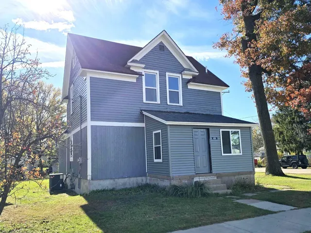 $114,900 | 601 Main Street, Redgranite, WI 54970