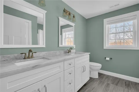 $1,285,000 | 4 Kelsey Eden Way, Cumberland, RI 02864