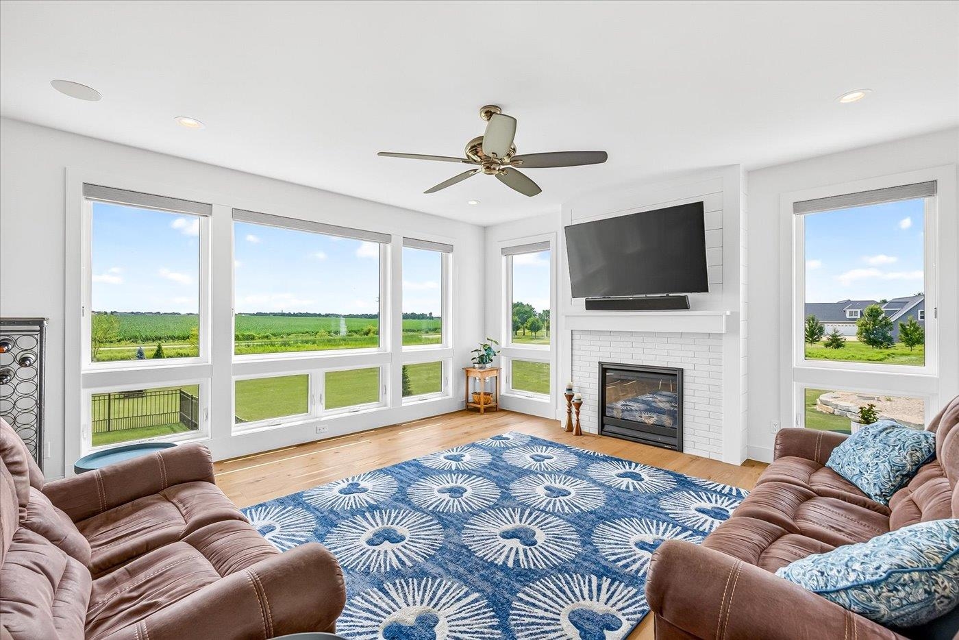 6607 Kades Sun Prairie Sun Prairie, WI 53590 - Photo 5 of 77