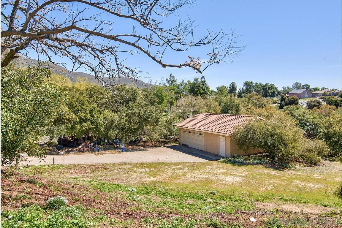 2877 Polk Road Alpine, CA 91901 - Photo 31 of 40 a view of a field with a snow in the background